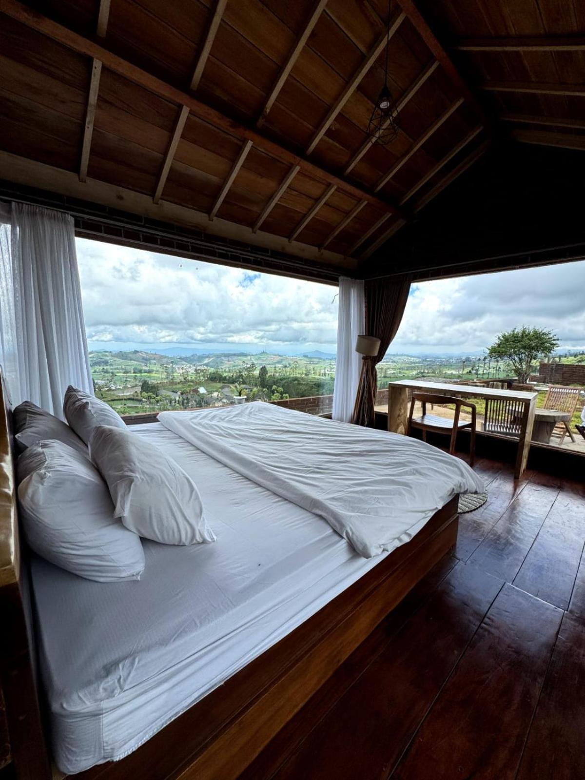 Jolotundo Lodge Banjarnegara Exteriér fotografie