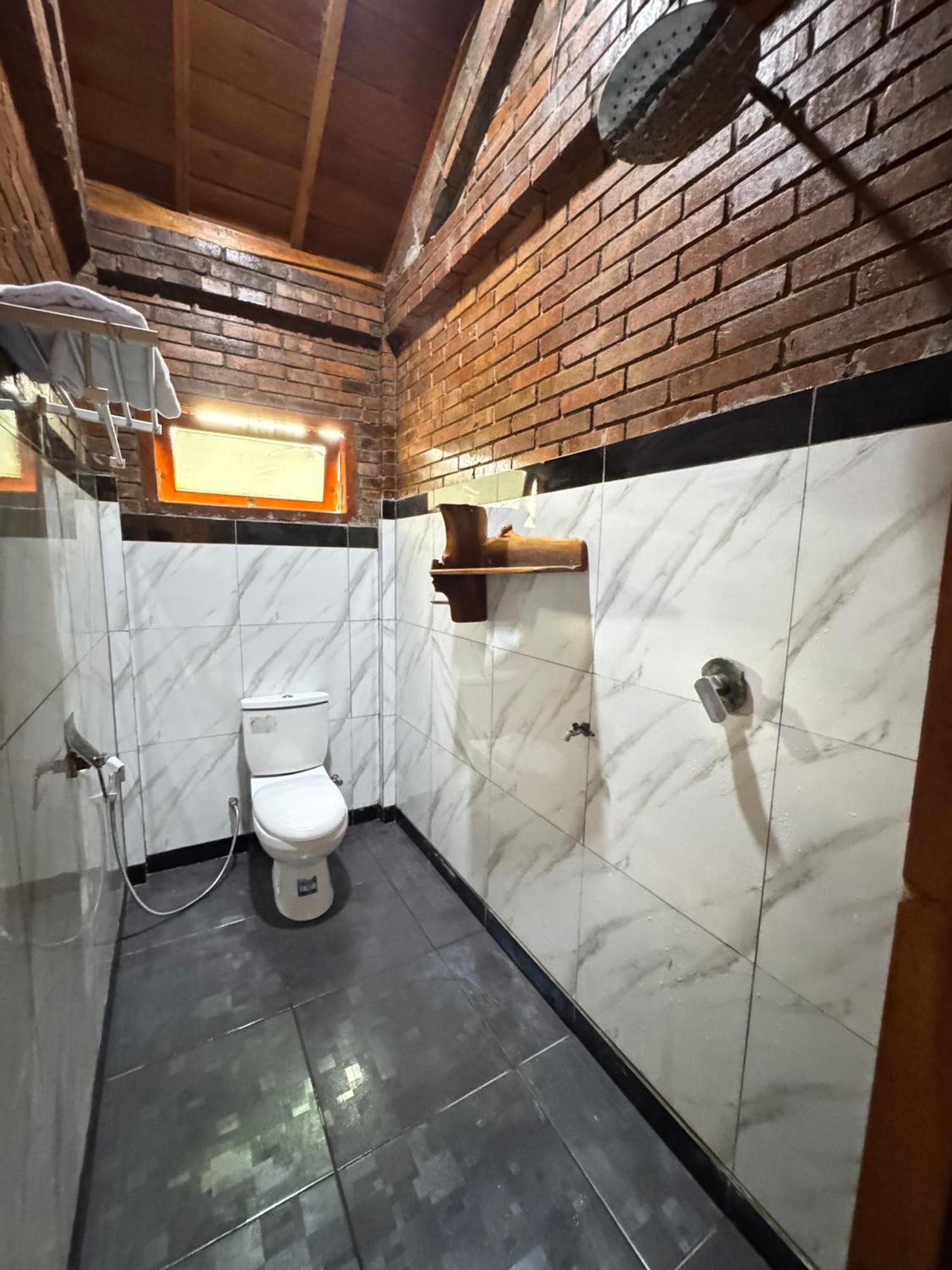 Jolotundo Lodge Banjarnegara Exteriér fotografie